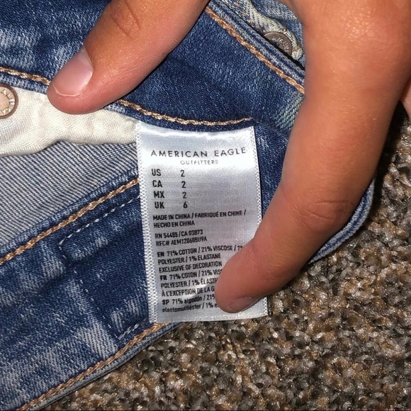 Size 2 American Eagle Shorts - Picture 3 of 3